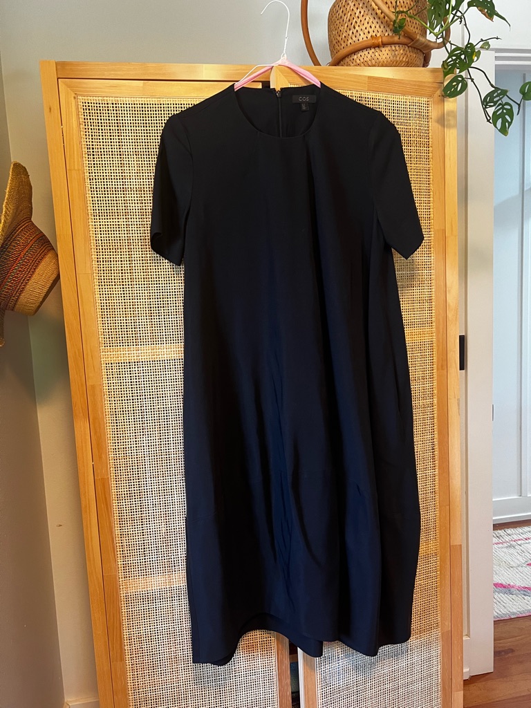 Cos Black Short-Sleeve Barrel Dress With Pockets, Size 8